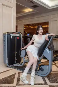 XingYan Vol.408: Li Li Sha - Elegant Beauty in Modern Fitness Style-17