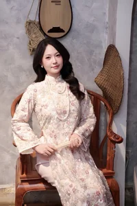 Elegant Floral Vietnamese Ao Dai - Traditional Silk Dress for Women | Authentic Cultural Fashion and Spring Style Inspiration-4
