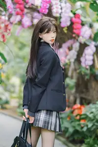 Xian Nu Juan (Vol.8662 YiTuYu) Serene Stroll in a Lush Botanical Garden-18