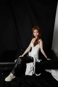 Stunning Artistic Portrait Photography of Momo Wu - YiTuYu Art Language Vol.9280 Featuring Vibrant Red and White Aesthetics-3