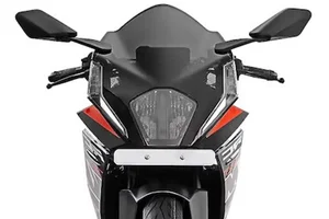 KTM RC 160 2026: The Bold Challenger to Yamaha R15-10