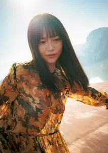 Suzuhara Riko: Radiant Smile On Green Grass Soft Warm Moments Of A Japanese Girl-2