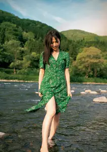 Suzuhara Riko: Radiant Smile On Green Grass Soft Warm Moments Of A Japanese Girl-27