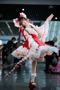 Ethereal Reimu Cosplay by Hua Qi Hana at Firefly Comic-Con Part01-11
