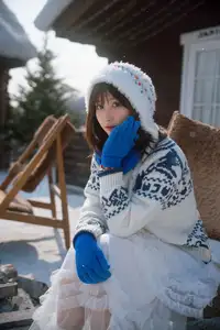 Cozy Winter Charm: Pao Pao Xiao Mie's Warmth Amidst the Snow Vol.8544-9