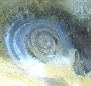 Discover the Eye of the Sahara: The Mysterious Richat Structure, a Breathtaking Geological Wonder Hidden Deep Within the Mauritanian Desert Sands-3