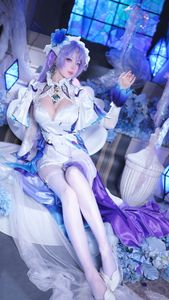 Dive into Wuthering Waves: Zouluyiao Zly's Enchanting Cantarella Cosplay - A Magical Frozen World Experience-15
