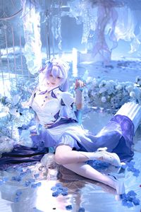 Dive into Wuthering Waves: Zouluyiao Zly's Enchanting Cantarella Cosplay - A Magical Frozen World Experience-3