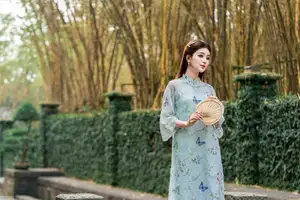 Graceful Ao Dai Girl Amidst Bamboo: Timeless Beauty and Serenity-0