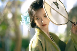 Captivating Li Yu Ayu Photography: YiTuYu Art Language Vol.9195 - A Stunning 43-Image Visual Journey of Elegance and Nature-12