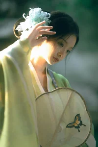 Captivating Li Yu Ayu Photography: YiTuYu Art Language Vol.9195 - A Stunning 43-Image Visual Journey of Elegance and Nature-13