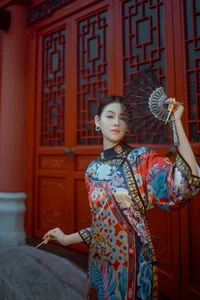 Timeless Elegance of Man Li by the Red Wall - YiTuYu Vol.8871-22