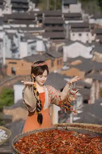 Discover YiTuYu Vol.8735 Zhang Yan Hong: Enchanting Traditional Charm in an Ancient Village-11