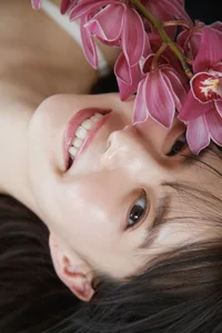 Stunning Riko Matsudaira Digital Photo Book: Elegant Japanese Fashion and Lifestyle Photography from Weekly Post Collection-0