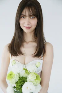 Stunning Riko Matsudaira Digital Photo Book: Elegant Japanese Fashion and Lifestyle Photography from Weekly Post Collection-9