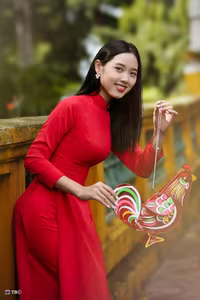 XVG No.15: The Beauty of Vietnam A Girl in Red Ao Dai with Traditional Lantern, an East Asian Cultural Symbol-2