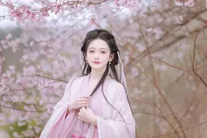 YiTuYu Vol.8754: Chi Yan Zai Zhe Li - Ethereal Ancient Beauty Amidst White Blossoms-9
