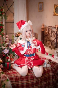 Festive Vanilla Christmas Photoshoot with Aiwest: Elegant Holiday Fashion and Cozy Winter Aesthetic Inspiration for the Season-11