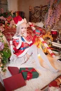 Festive Vanilla Christmas Photoshoot with Aiwest: Elegant Holiday Fashion and Cozy Winter Aesthetic Inspiration for the Season-6