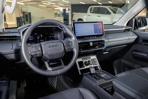 The All-Electric Toyota Hilux 2026: A Sustainable Icon for Modern Adventures-3