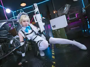 Discover Coser - Blue Archive's Asuma Toki Maid (32P): Alluring Combat Maid-7