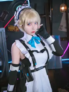 Discover Coser - Blue Archive's Asuma Toki Maid (32P): Alluring Combat Maid-5