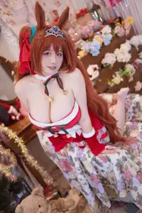 Coser A Ban as Uma Musume's Daiwa Scarlet: Festive Crimson Starfall Night 0047-9809496351-2