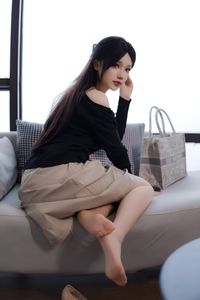 Coser Xueqing Astra: Elegant & Alluring OL Style - 0073-24