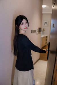 Coser Xueqing Astra: Elegant & Alluring OL Style - 0073-48