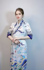 Coser Lu Ba Sui: Captivating Asian Beauty in Unique Wave-Patterned Attire – Discover Exclusive Selfie Photos!-6