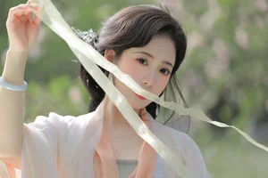 Ethereal Hanfu Beauty at Qunyu Mountain - YiTuYu Vol.8979 Tie Tie-7