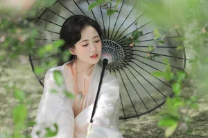 Ethereal Hanfu Beauty at Qunyu Mountain - YiTuYu Vol.8979 Tie Tie-4