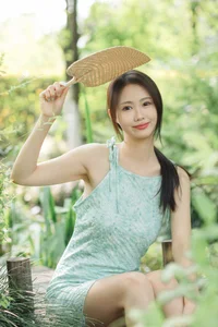 Sun-Kissed Mint Summer Aesthetics: Ka Bi for YiTuYu Art Language Vol.9302 Portrait Collection-4