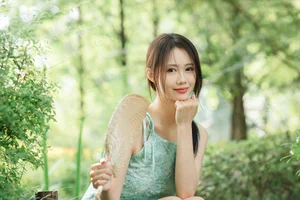 Sun-Kissed Mint Summer Aesthetics: Ka Bi for YiTuYu Art Language Vol.9302 Portrait Collection-14