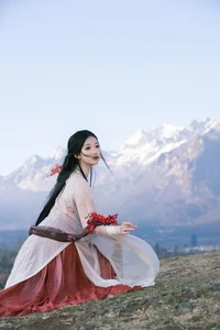 Artistic Portrait Photography Featuring Wan Jiang Ting: YiTuYu Art Language Vol.9215 – Elegant Aesthetic Visuals and Rouge-Inspired Beauty-12