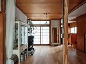 Sustainable Tokyo Home Renovation: Transforming a 1970s Two-Story Wooden House into a Minimalist Sanctuary-20