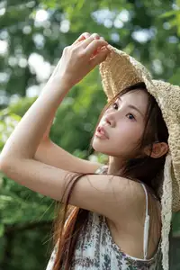 YiTuYu Art Language Vol.8682: Kun Kun Bu Kun Le's Fresh & Pure Beauty-3