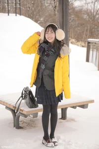 Elegant Portrait Photography Featuring Yui Iruma: A Glimpse into LOVEPOP Photoset 22 and Contemporary Japanese Lifestyle Fashion Trends-7