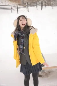 Elegant Portrait Photography Featuring Yui Iruma: A Glimpse into LOVEPOP Photoset 22 and Contemporary Japanese Lifestyle Fashion Trends-2