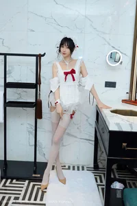 The Sweet and Alluring Beauty of Yue Er Yue Er in Shanghai-18