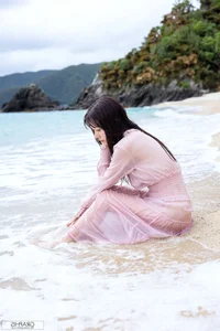 Stunning Summer Vacation Vibes with Mei Itsukaichi: Graphis Summer Special 2025 Vacation Vol. 6-7-8 Travel Inspiration and Style-12