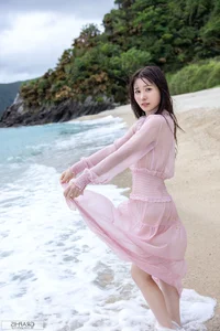 Stunning Summer Vacation Vibes with Mei Itsukaichi: Graphis Summer Special 2025 Vacation Vol. 6-7-8 Travel Inspiration and Style-11