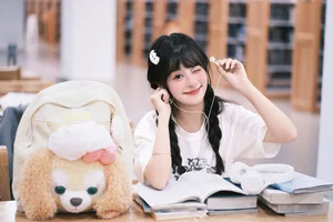 The Sweet Library Aesthetic of Xia Yu Xiao Nian - YiTuYu Vol.8898-0