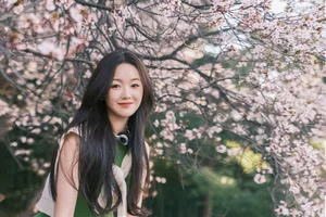 Spring Muse Serenity: YiTuYu Vol.8858 Xiao Ye Ye Lou Xin Yue Moon-18