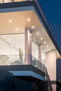 Stunning Riverside Minimalist Villa in Nakhon Pathom, Thailand: A Modern Architectural Masterpiece Designed for Golden Hour Sunsets and Serene Slow Living.-7