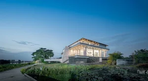 Stunning Riverside Minimalist Villa in Nakhon Pathom, Thailand: A Modern Architectural Masterpiece Designed for Golden Hour Sunsets and Serene Slow Living.-12