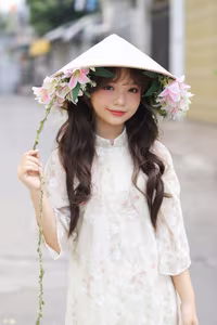 VGU No.143: Discover the Ethereal Beauty of a Vietnamese Girl in Ao Dai and Floral Conical Hat-18