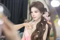 Lilly Luta Transforms into 'Living Doll' in Flowing Pink Silk Gown, Fairytale Beauty Unveiled-9