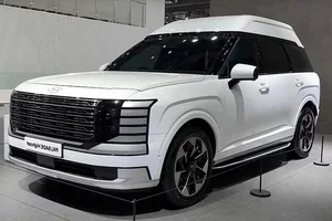 2026 Hyundai Palisade High Roof: The Ultimate Land Private Jet Experience-5