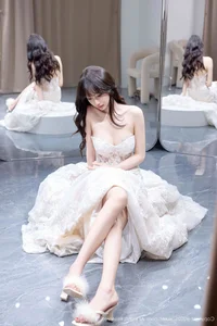 Sophisticated Allure: A Cinematic Visual Journey Into Yueer Yueer’s Timeless Elegance-22